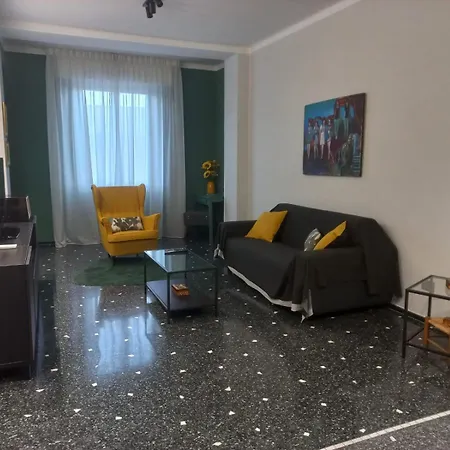 Apartamento La Casa Ad Un Passo Dalla Stazione *